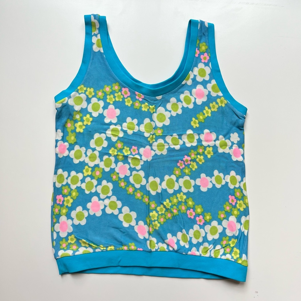 Vintage flower top!